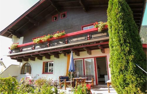 Nice Apartment In Saalfelden With 2 Bedrooms
