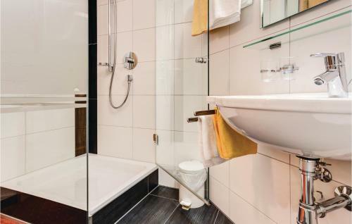 Awesome Apartment In St. Anton W/ 3 Bedrooms