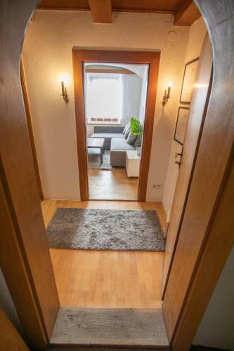 Hall City Traditional Old Town Apartment