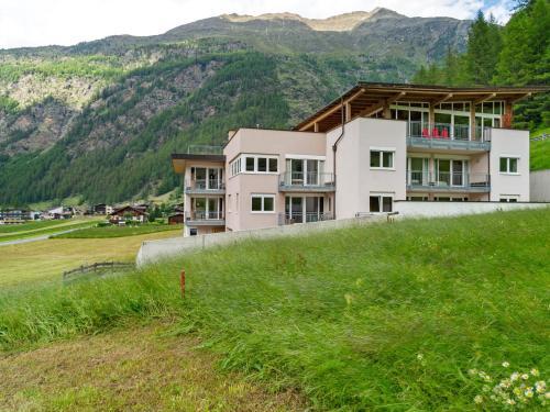 Attractive Apartment In Zwieselstein With Balcony