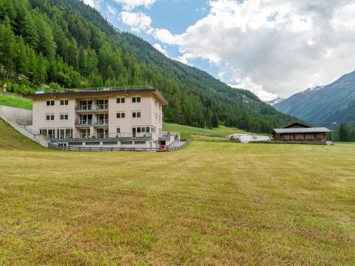 Elegant Apartment In Zwieselstein With Balcony