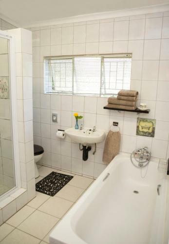 Hostal Franka Guesthouse