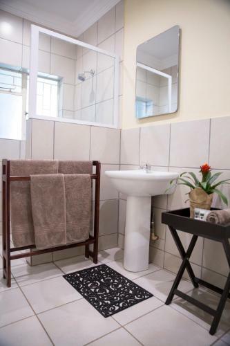 Hostal Franka Guesthouse