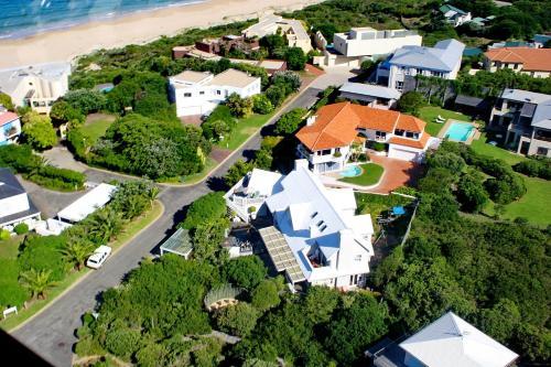 Bed & Breakfast Sea Breeze Beach House Plettenberg Bay