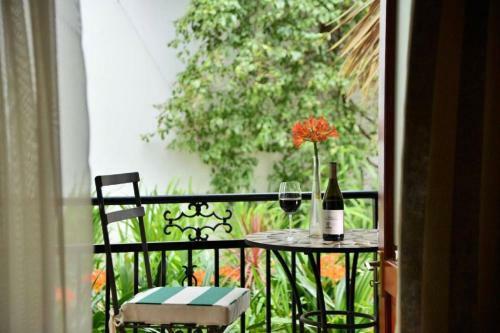 Hostal Val Du Charron Guest House & Wine Estate