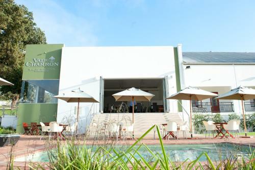 Hostal Val Du Charron Guest House & Wine Estate