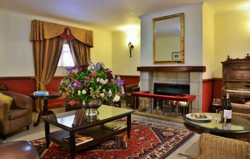 Hostal Val Du Charron Guest House & Wine Estate