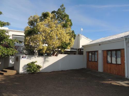 African Array Lodge