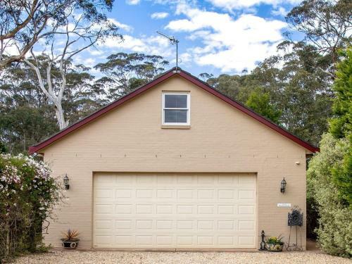 Old Mansfield Loft - Gardens, Gazebo And Getaways