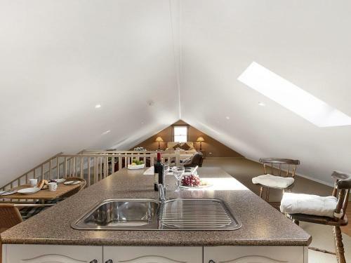 Old Mansfield Loft - Gardens, Gazebo And Getaways