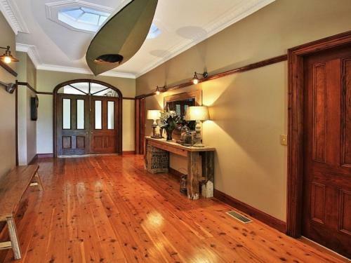 Sarnia - Period Home In Garden Oasis With Pool