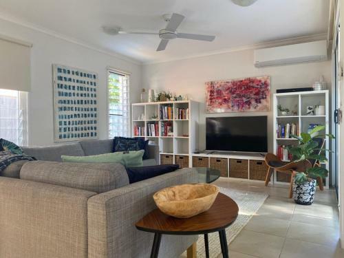 Nothling St 2 - 111, Moffat Beach