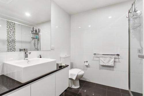 Apartamento 1-bed Unit With Balcony, Parking, Pool And Gym