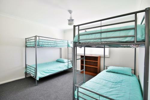 The Crescent - Pet Friendly - 1 Min To Beach