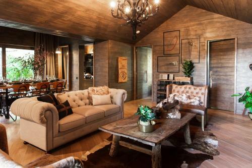 Hardwood House