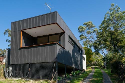 Nature Lovers Delight // Architecturally Designed
