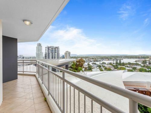 Crown Towers Superior 3 Bedroom Apartment