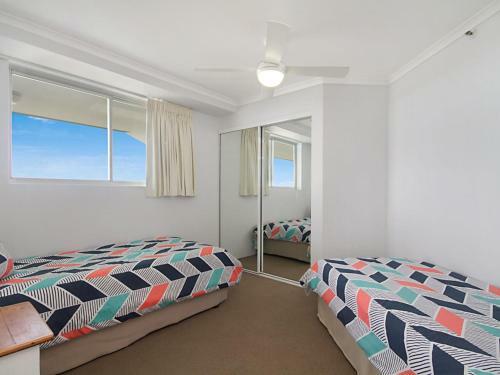 Ocean Plaza Unit 1469 - Right On Coolangatta Beachfront