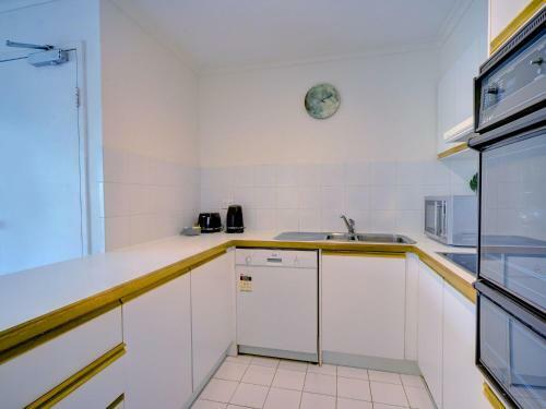 2br Aloha Lane Main Beach Apartment