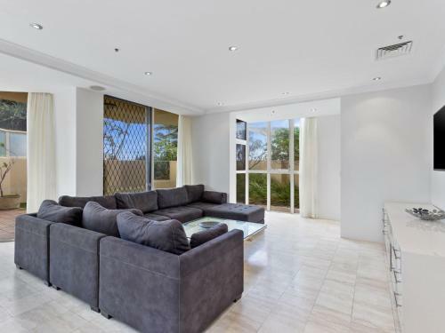 Spacious 3 Bedroom Family Apartment