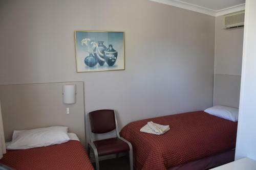 Hillview Motel