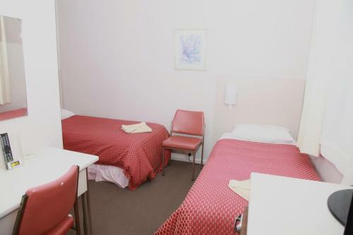 Hillview Motel