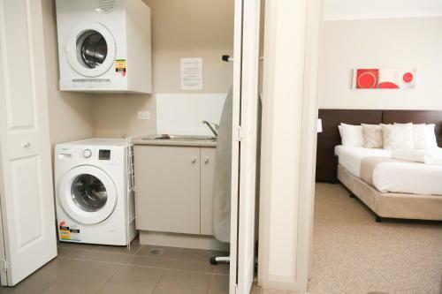 Centrepoint Apartments Griffith