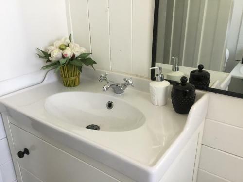 Bed & Breakfast Araluen Verandah Room