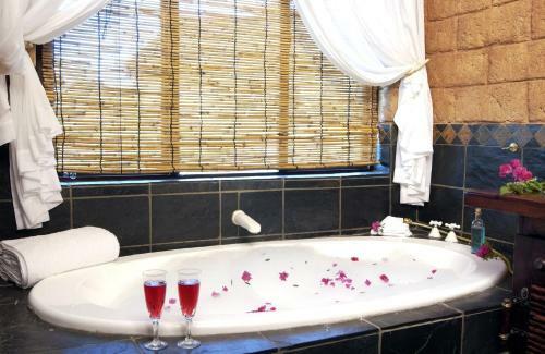 Zwahili Game Lodge