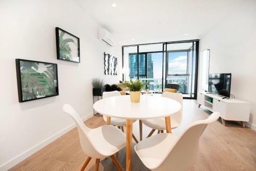 Apartamento 10*forest Rain*2bd2bth*lv34*mel Cbd Free Tram