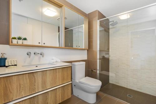 One-bed Apartment With Parking, Pool, Gym And Trams
