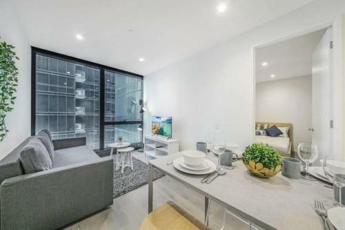 A Cozy Apartment Next To Crown Casino