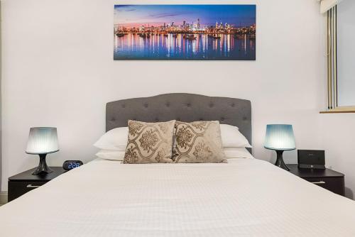 Apartamento Comfy 2-bed Unit In Cbd With Pool, Parking And Gym