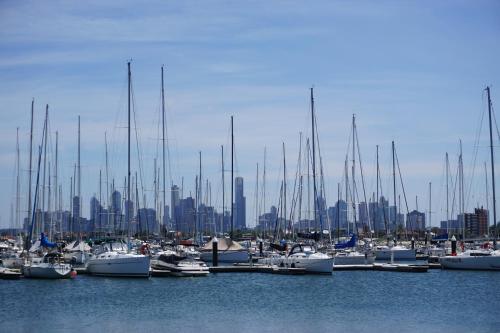 One-bed Apartment With Balcony And Luna Park Views