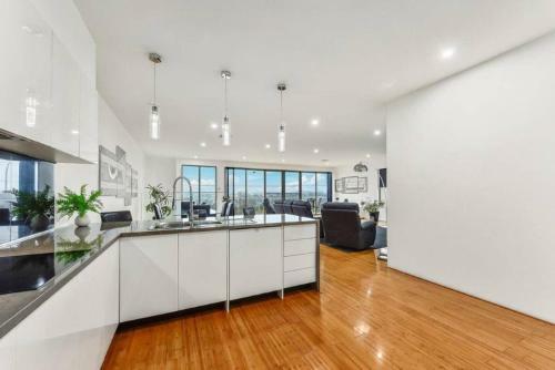 Apartamento Bengalee Executive Townhouse- Modern & Stylish
