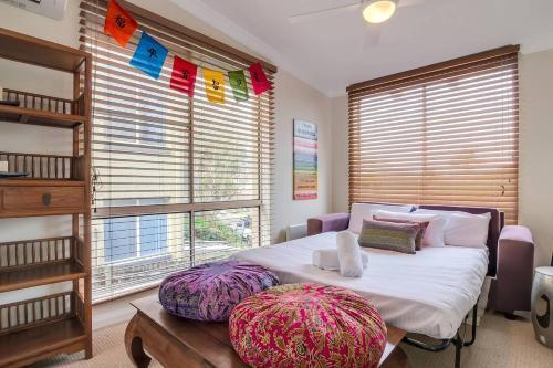 Stylish & Relaxed Lake Home // Narrabeen