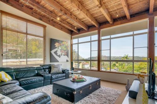 Stylish & Relaxed Lake Home // Narrabeen