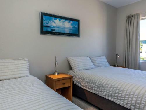 Shoal Haven 4 28 Voyager Cl Waterfront Unit With Views