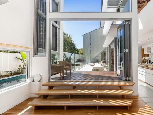 Ultimate Light And Space, Noosa Heads