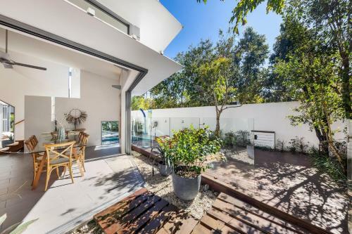 Ultimate Light And Space, Noosa Heads