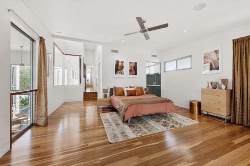 Ultimate Light And Space, Noosa Heads