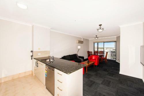 77 Premium Cbd Apartment Free Wifi Netflix Parking