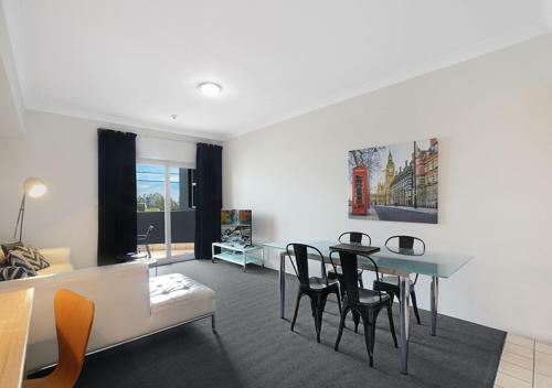 Apartamento Sydney Airport Suites