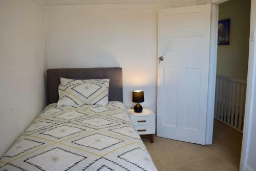 Comfortable Apartment In Trendy Haberfield Via 2