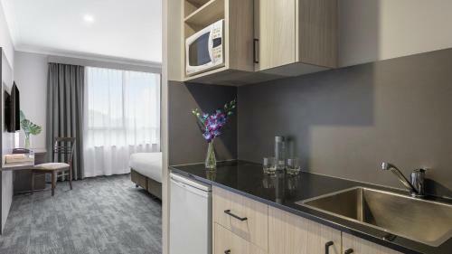 Aparthotel Oaks Sydney North Ryde Suites