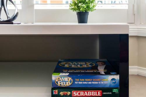 Relaxed Coastal Getaway // Moments To Waterfront