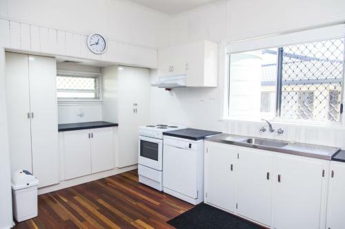 Urangan Harbour Cottage