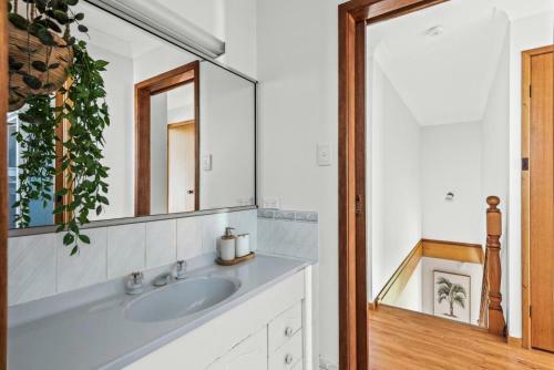 Hollywood Ave 50 Ulladulla