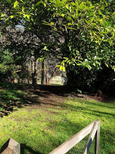 Redruth - 2 Bedroom Cottage Situated In Wandiligong