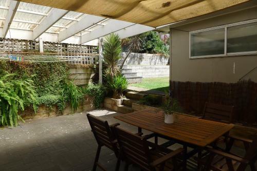 Beachpoint Cottage